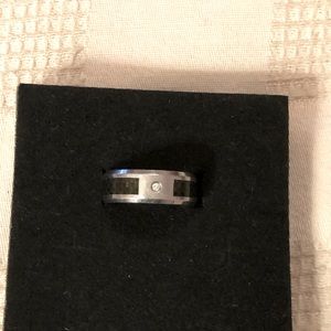 Men’s Carbon Fiber and Diamon ring